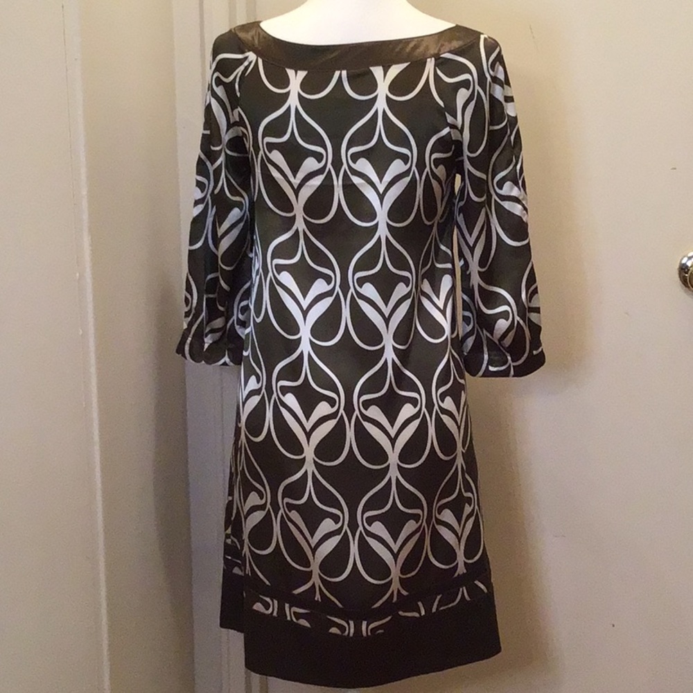 H&M Abstract Print Design Three Quarter Sleeves D… - image 2